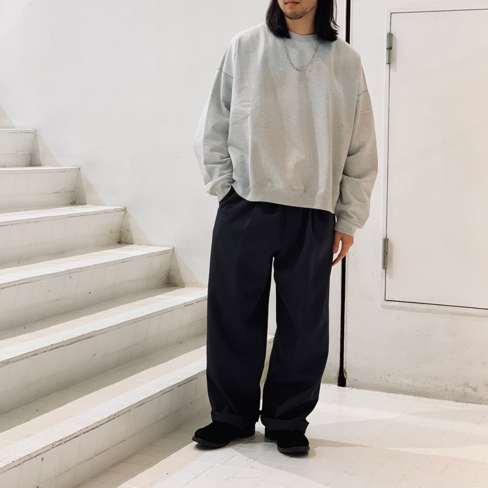 MARKAWARE】 HUGE SWEAT SHORT A23A-02CS03C – ONENESS ONLINE STORE