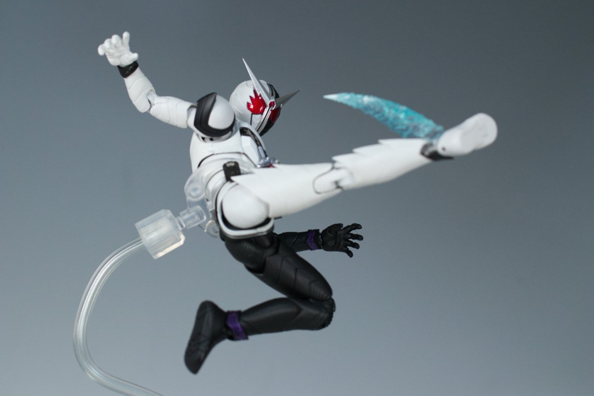 S.H.Figuarts 真骨彫製法 仮面ライダーWファングジョーカー(風都探偵