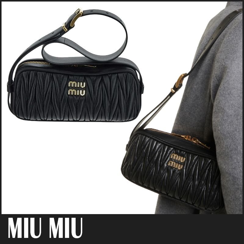 ☆送料関税込☆MIU MIU マテラッセレザー ショルダーバッグ☆ (MiuMiu