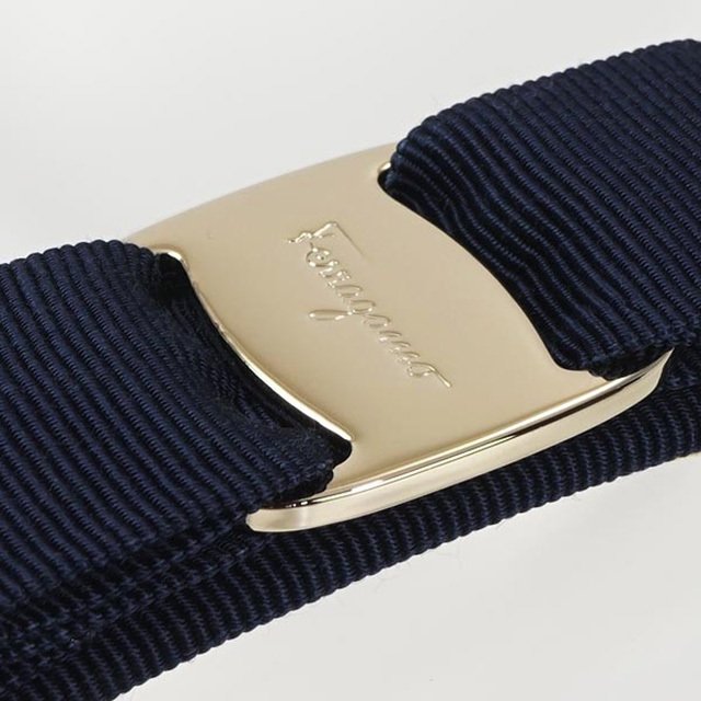 フェラガモ❤︎バレッタ❤︎ネイビー フェラガモ バレッタ ネイビー