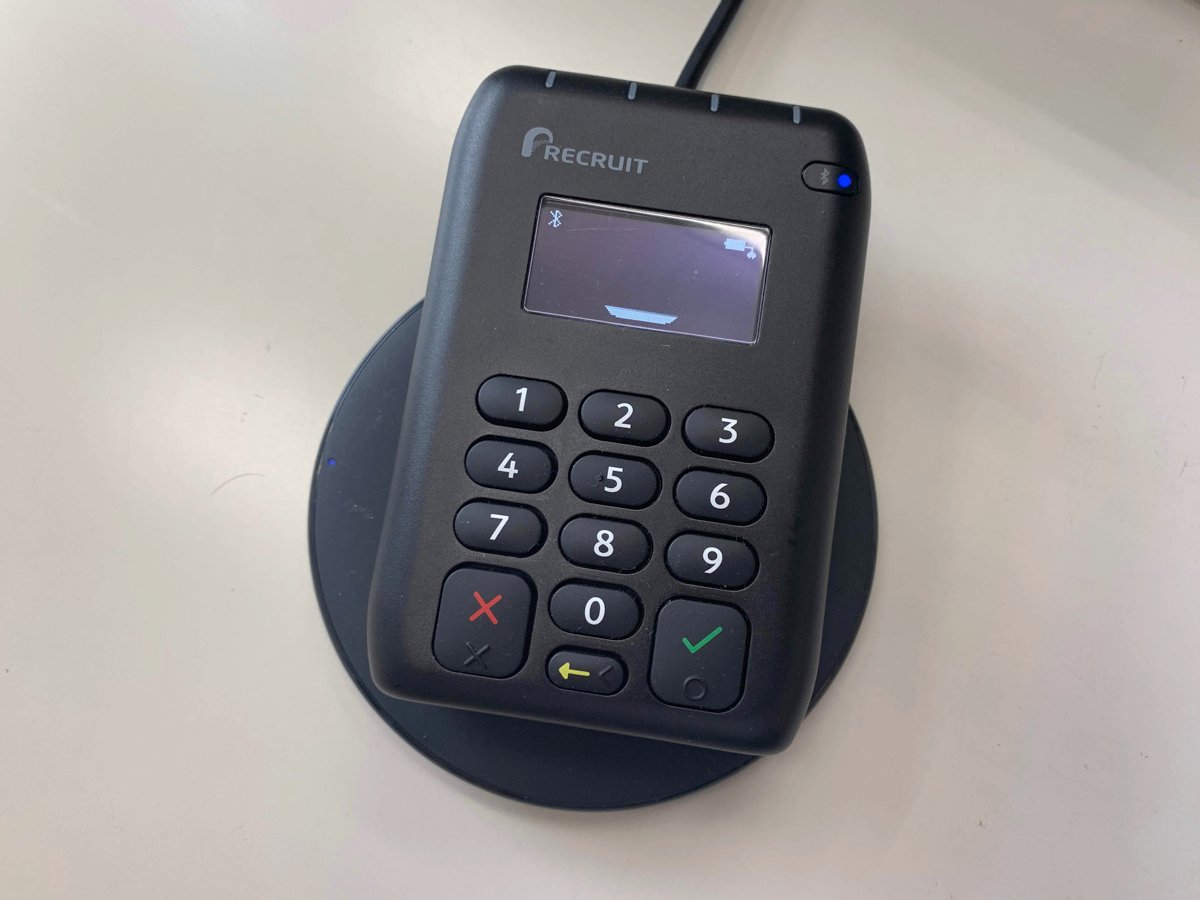 Airペイのカードリーダーをワイヤレス充電にしてみた | penchi.jp